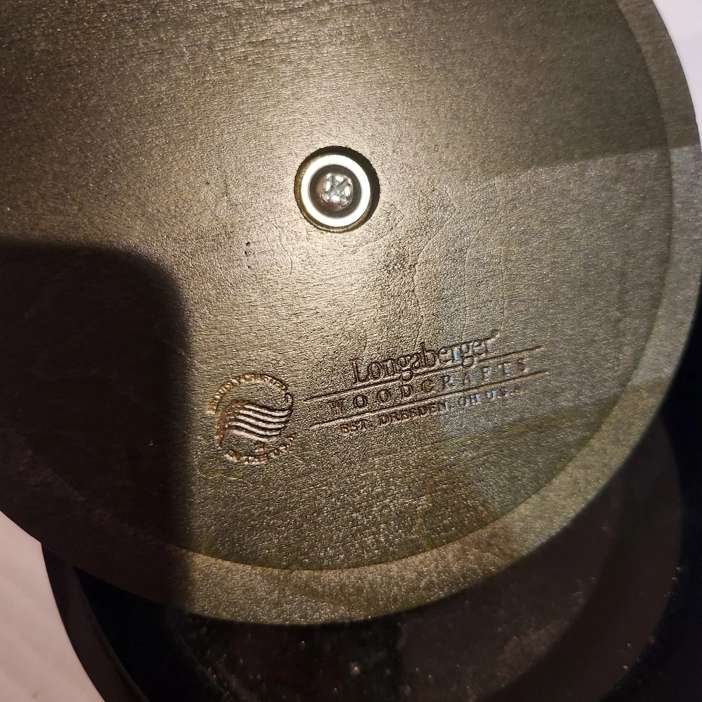 Longaberger 2010 Falling Snowflake Wood Lid Replacement with Base